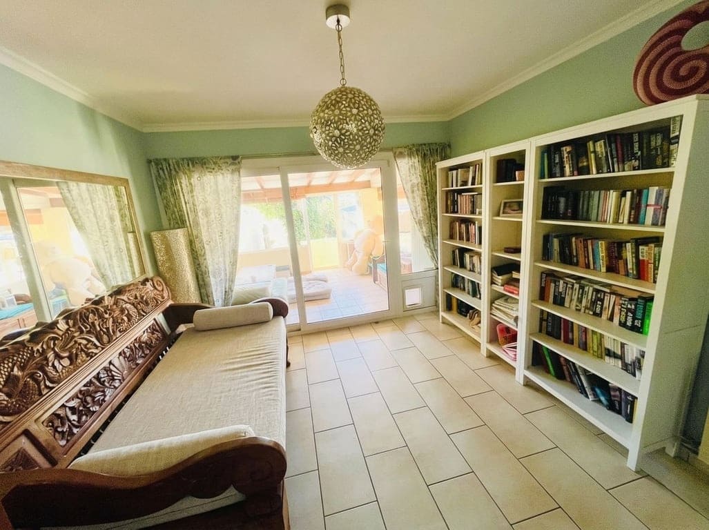 3 soveværelse Villa til salg i Calpe / Calp med swimmingpool garage - € 560.000 (Ref: 9678203)