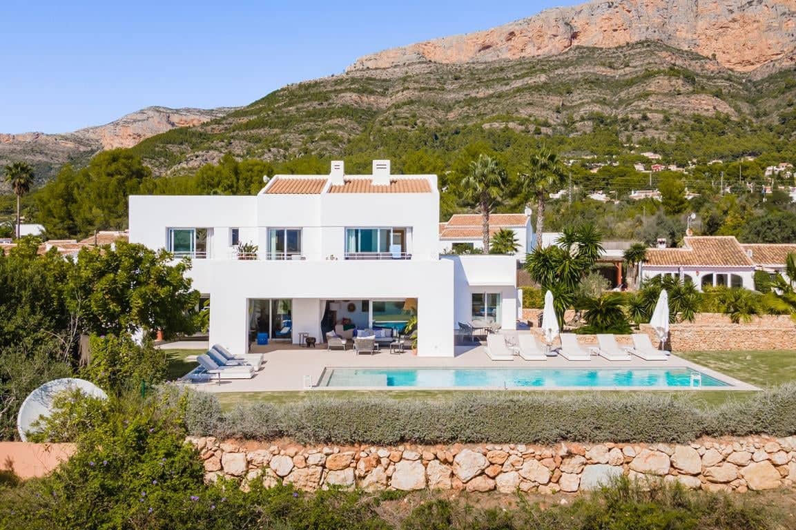 4 soverom Villa til salgs i Javea / Xabia med svømmebasseng garasje - € 1 695 000 (Ref: 9795168)