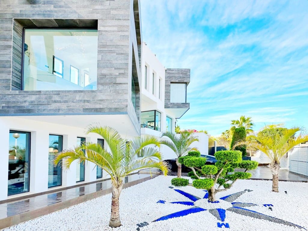 Chalet de 5 habitaciones en Javea / Xàbia en venta con piscina garaje - 2.499.000 € (Ref: 9795169)