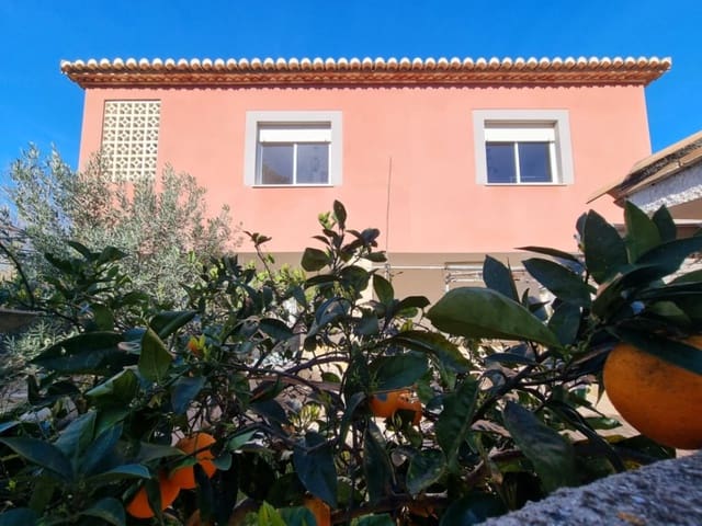 4 soveværelse Villa til salg i Oliva - € 385.000 (Ref: 9798197)