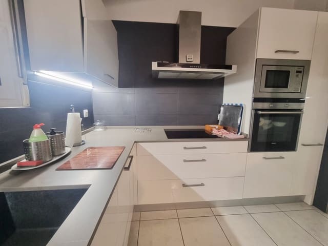 4 sovrum Villa till salu i Pego - 560 000 € (Ref: 9823655)