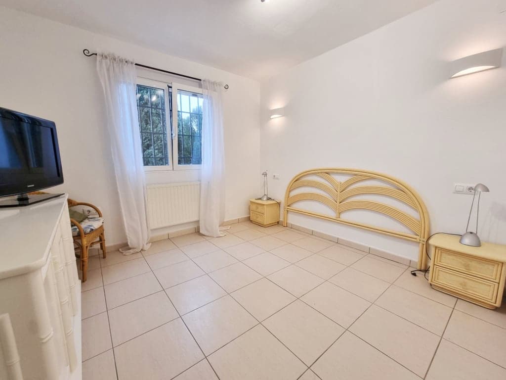 4 sovrum Villa till salu i Pego - 560 000 € (Ref: 9823655)