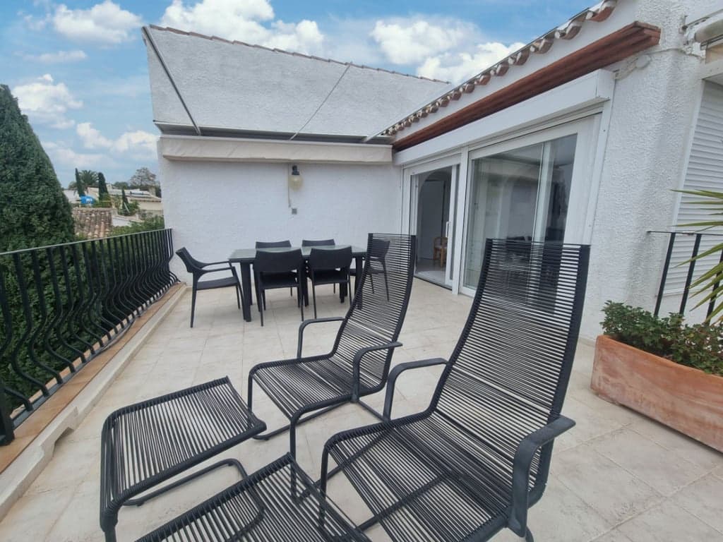 4 sovrum Villa till salu i Pego - 560 000 € (Ref: 9823655)