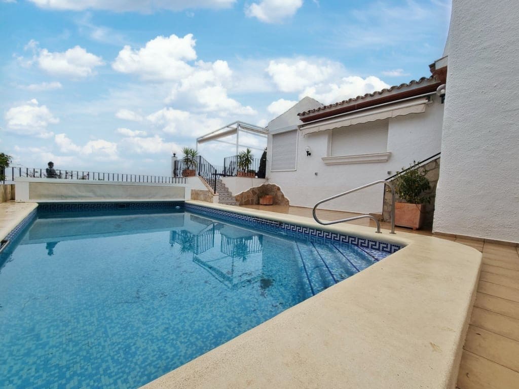 4 sovrum Villa till salu i Pego - 560 000 € (Ref: 9823655)