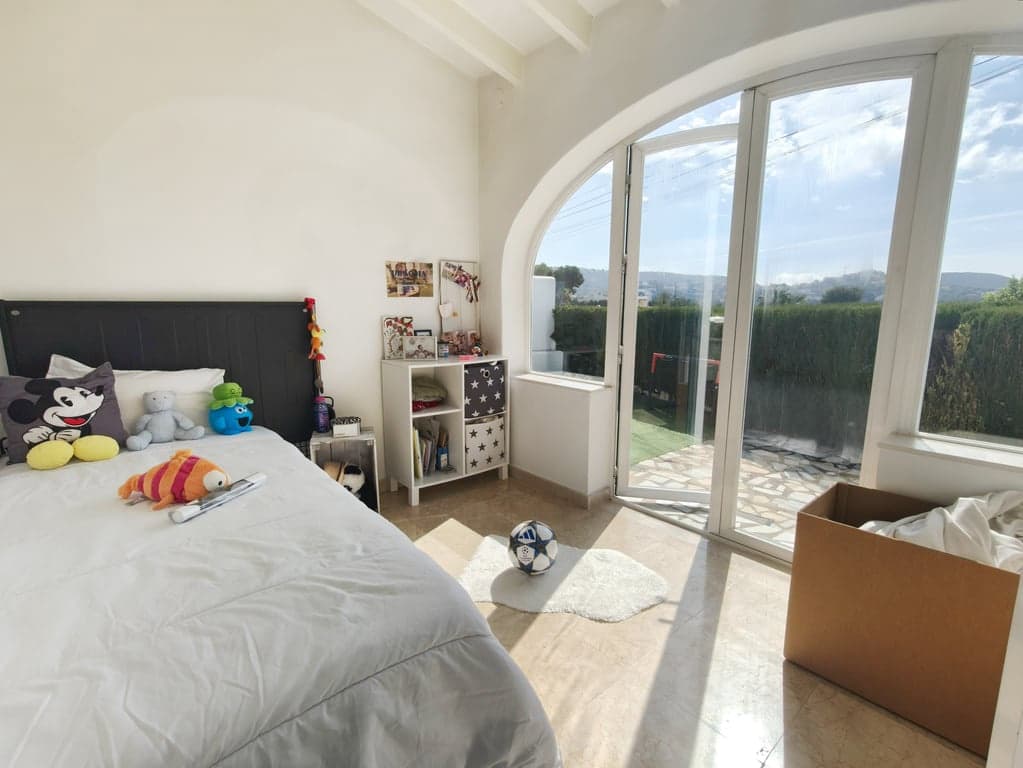 3 bedroom Villa for sale in Moraira with garage - € 399,000 (Ref: 9824221)