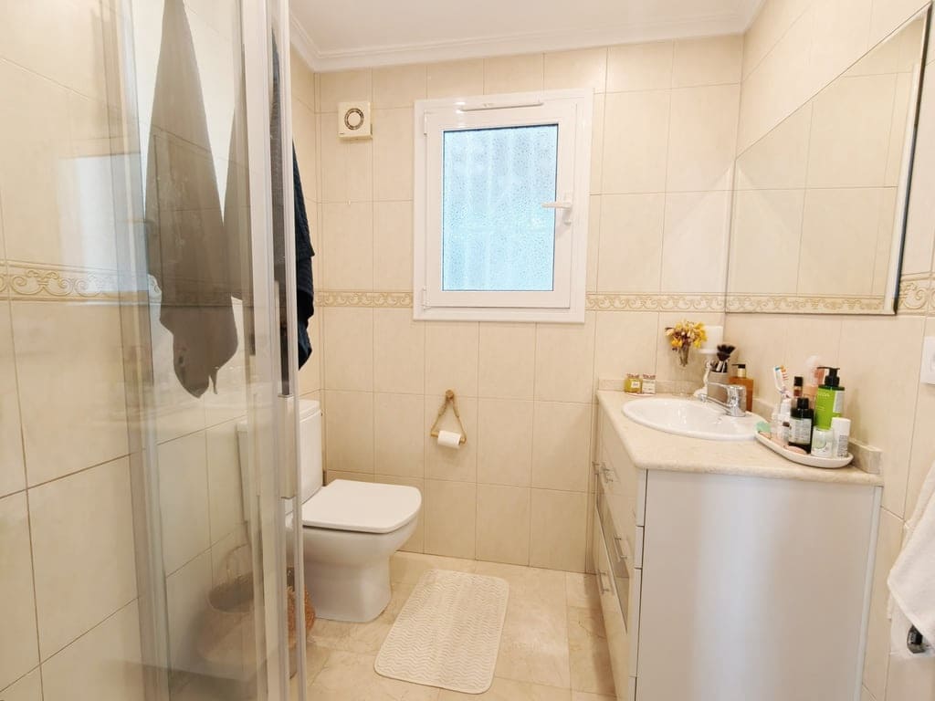3 bedroom Villa for sale in Moraira with garage - € 399,000 (Ref: 9824221)