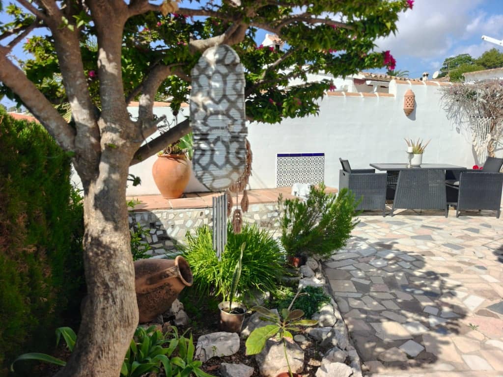 3 bedroom Villa for sale in Moraira with garage - € 399,000 (Ref: 9824221)