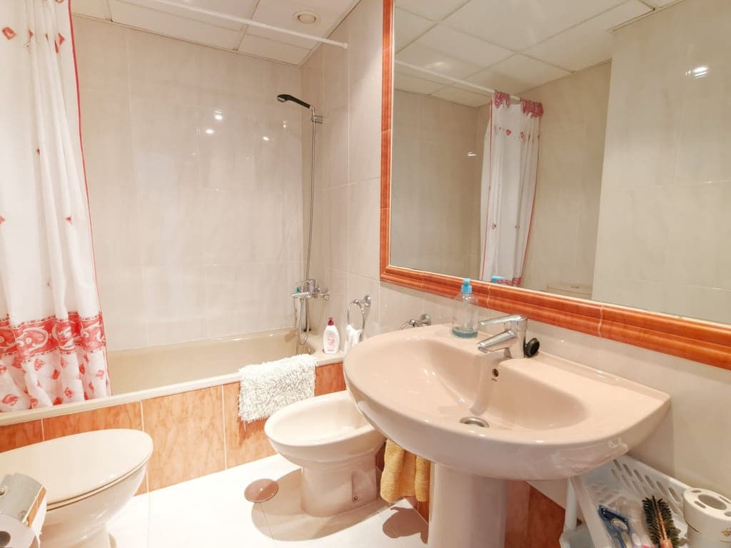 Apartamento de 2 habitaciones en Calpe / Calp en venta con piscina garaje - 420.000 € (Ref: 9850767)