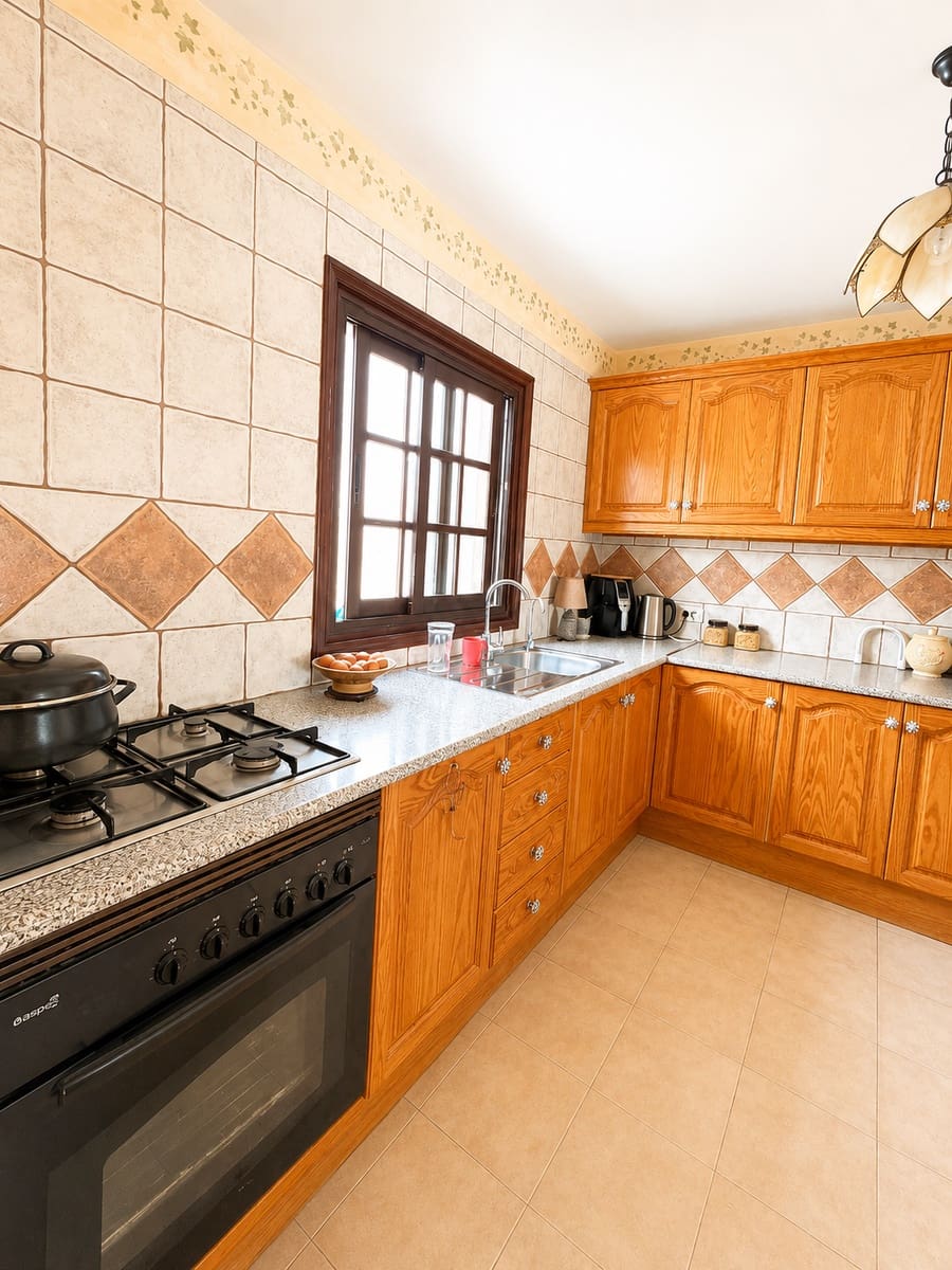 3 soveværelse Lejlighed til salg i Amarilla Golf med swimmingpool - € 289.000 (Ref: 10060352)