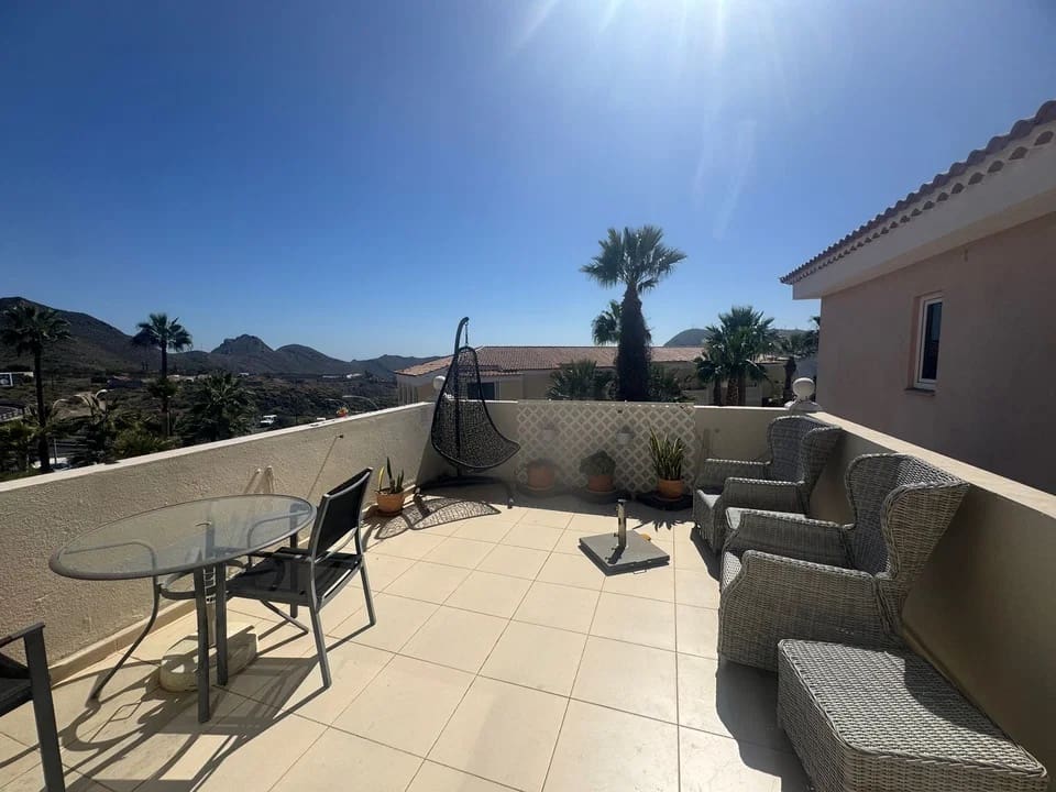 2 sovrum Lägenhet till salu i Chayofa med pool - 289 000 € (Ref: 10104269)