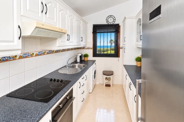 2 makuuhuone Huoneisto vuokrattavana paikassa Amarilla Golf, San Miguel de Abona mukana uima-altaan 
autotalli - 2 200 € (Ref: 10120856)