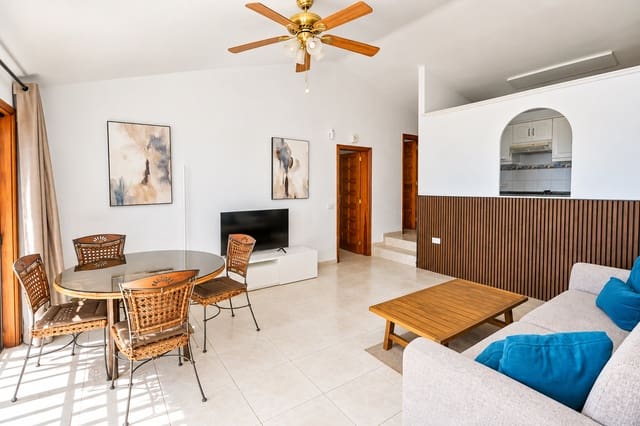 2 makuuhuone Huoneisto vuokrattavana paikassa Amarilla Golf, San Miguel de Abona mukana uima-altaan 
autotalli - 2 200 € (Ref: 10120856)