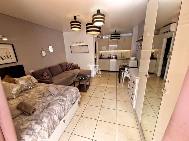 Lejlighed til salg i Los Cristianos, Arona med swimmingpool - € 199.950 (Ref: 10120858)