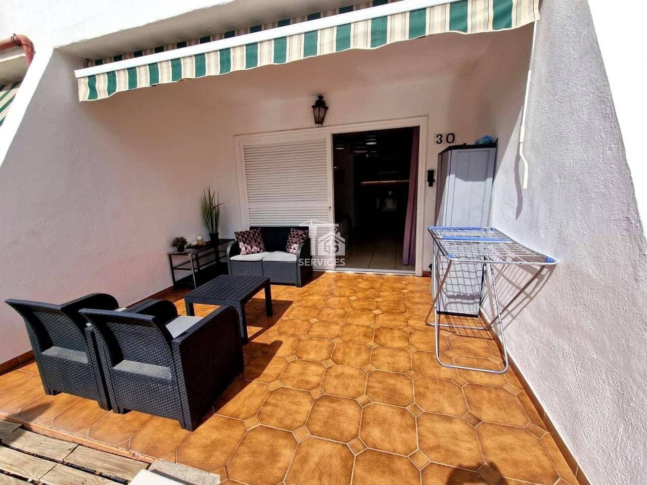 Lejlighed til salg i Los Cristianos med swimmingpool - € 199.950 (Ref: 10120858)