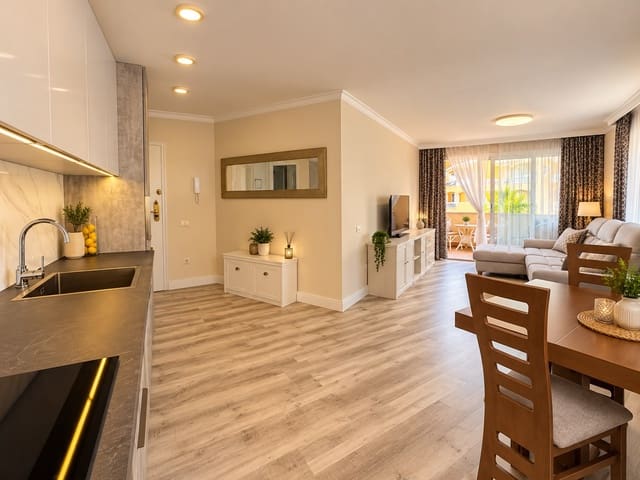 1 slaapkamer Appartement te koop in Los Cristianos, Arona met zwembad - € 335.000 (Ref: 10136690)