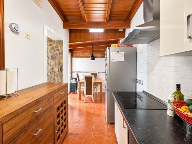 3 bedroom Terraced Villa for sale in Las Rosas (Las Galletas), Arona with garage - € 340,000 (Ref: 10155263)