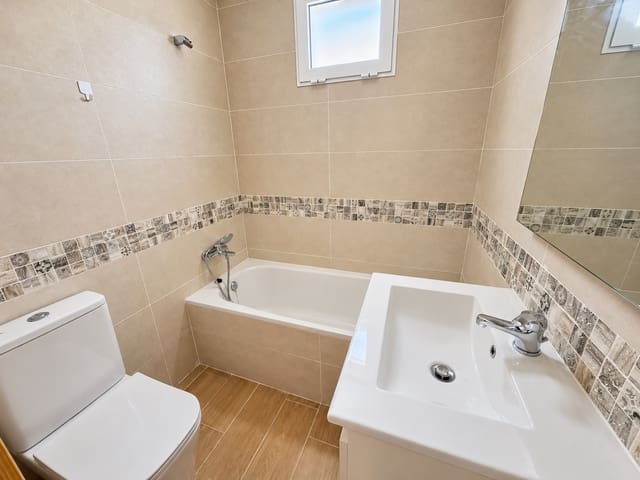 5 bedroom Terraced Villa for sale in Las Galletas, Arona - € 700,000 (Ref: 10155916)