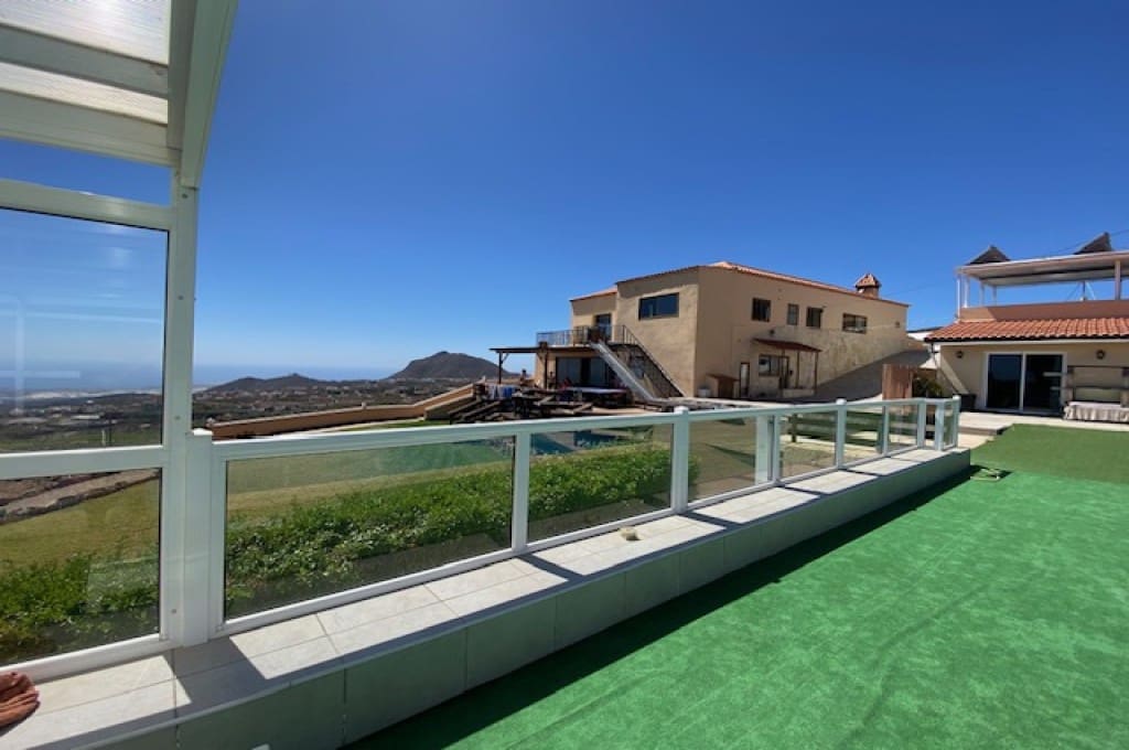 7 quarto Moradia para venda em San Miguel de Abona com piscina garagem - 1 200 000 € (Ref: 8167925)