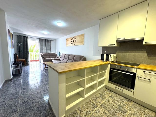 3 quarto Apartamento para arrendar em Los Gigantes, Santiago del Teide com garagem - 1 075 € (Ref: 8267418)