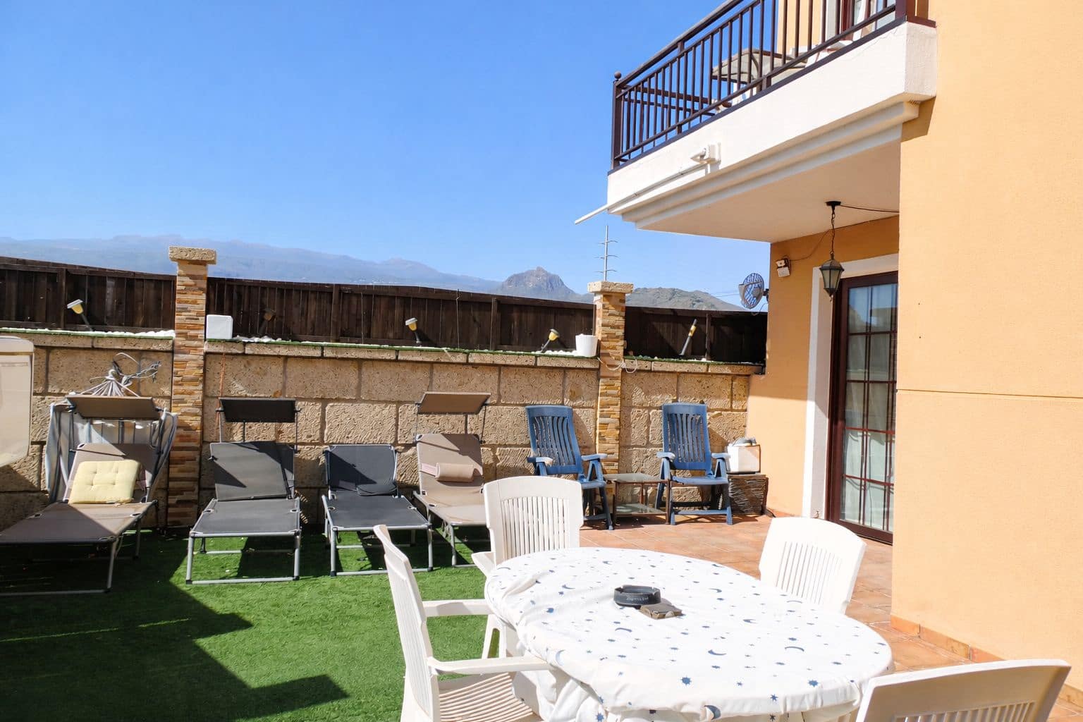3 bedroom Villa for sale in Parque de la Reina with garage - € 430,000 (Ref: 8399748)