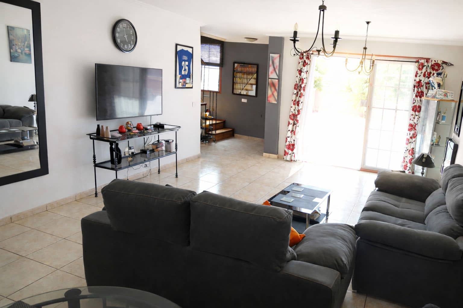 3 bedroom Villa for sale in Parque de la Reina with garage - € 430,000 (Ref: 8399748)