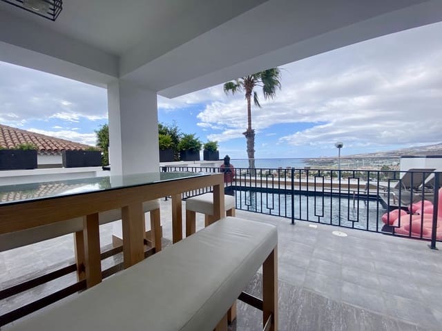 6 soveværelse Villa til salg i Costa Adeje, Adeje med swimmingpool garage - € 1.995.000 (Ref: 8608760)