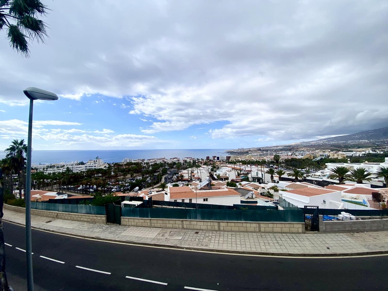 6 soveværelse Villa til salg i Costa Adeje med swimmingpool garage - € 1.995.000 (Ref: 8608760)