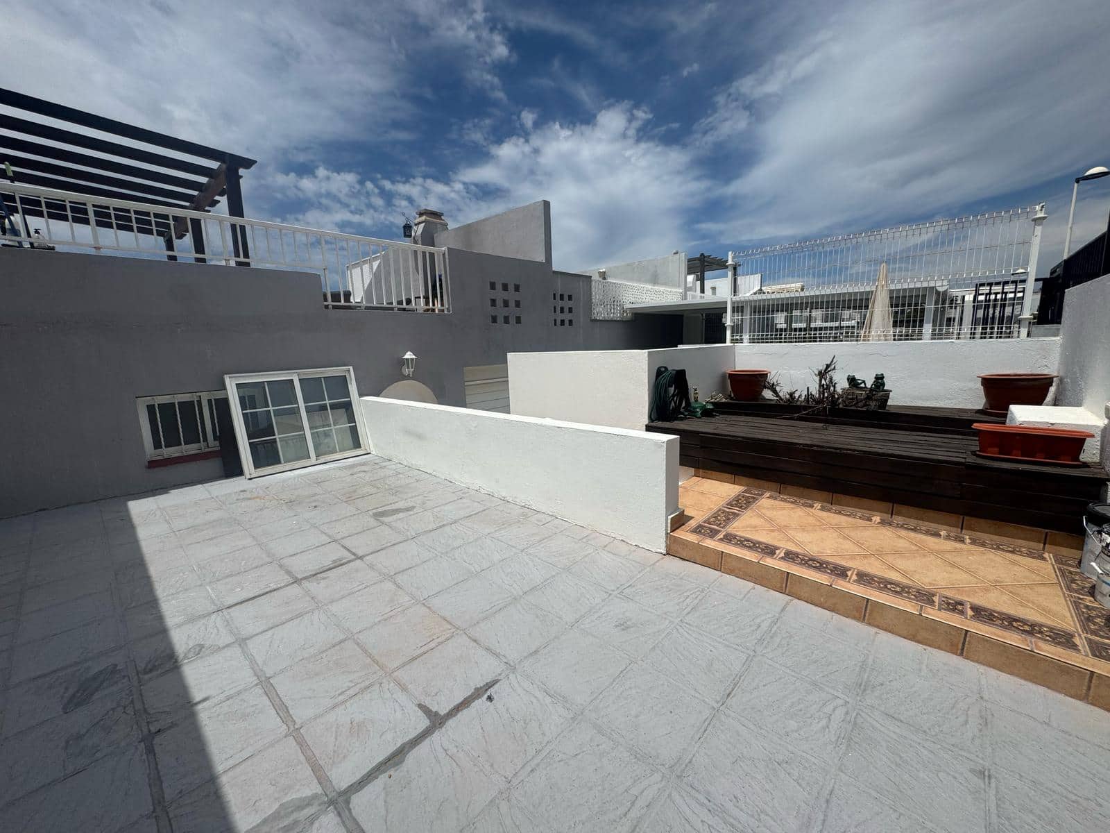 3 soveværelse Byhus til salg i Adeje med garage - € 365.000 (Ref: 8952299)