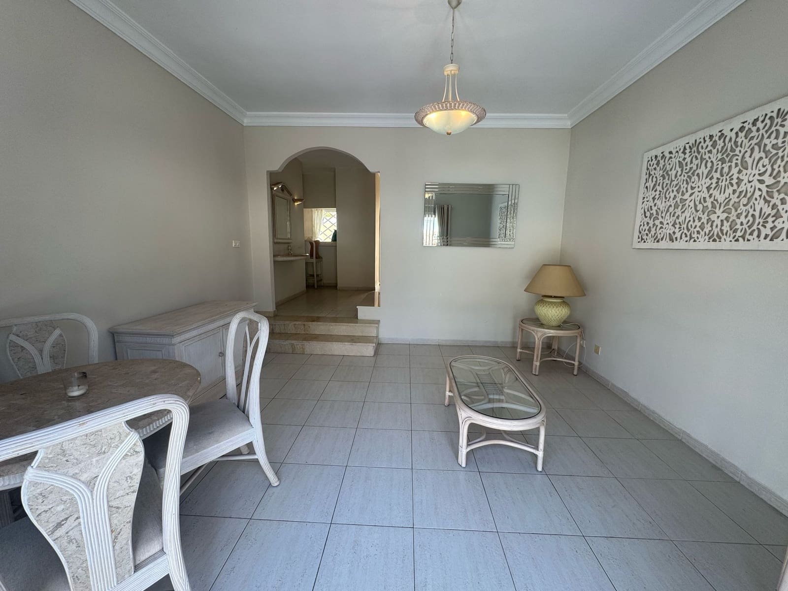 2 bedroom Apartment for rent in Los Cristianos with pool garage - € 1,900 (Ref: 8952310)