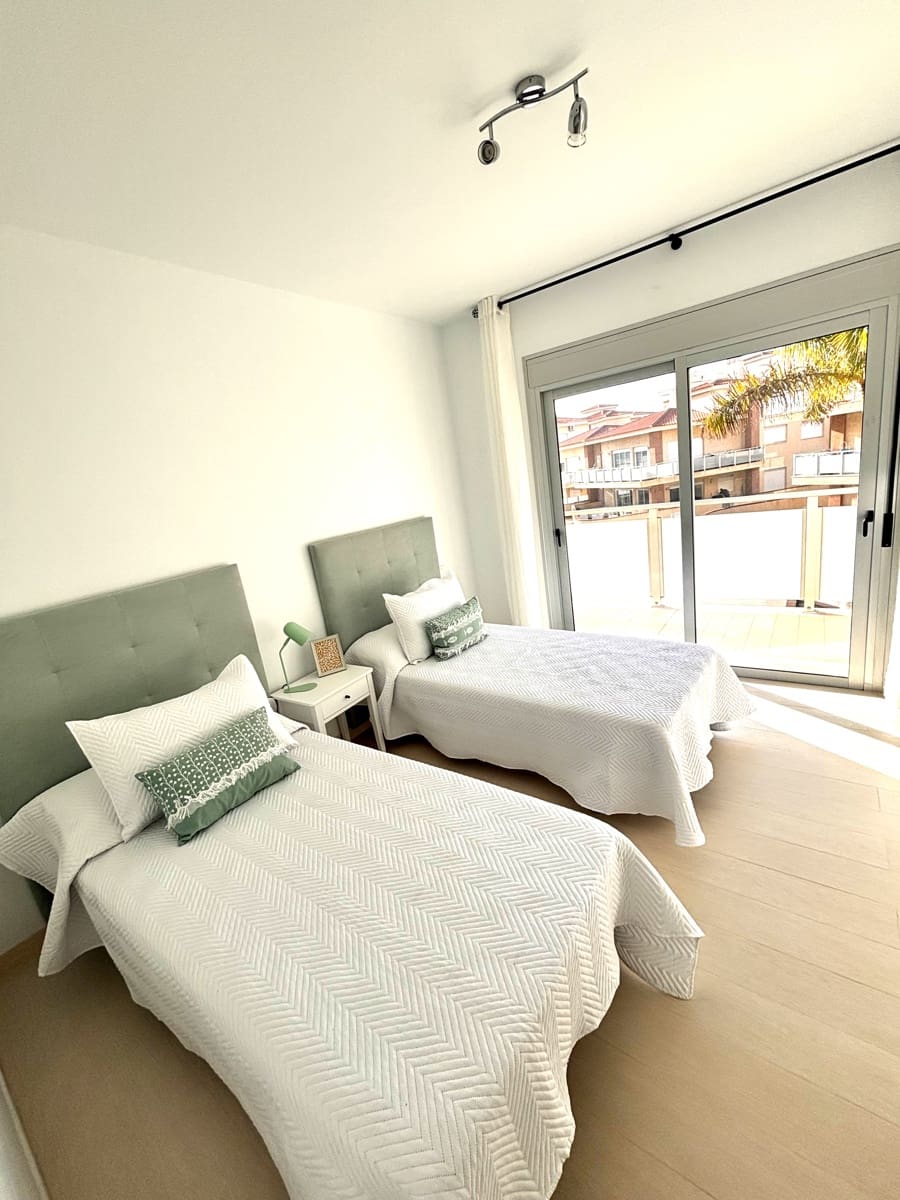 2 soveværelse Lejlighed til salg i Amarilla Golf med swimmingpool garage - € 314.500 (Ref: 8962078)