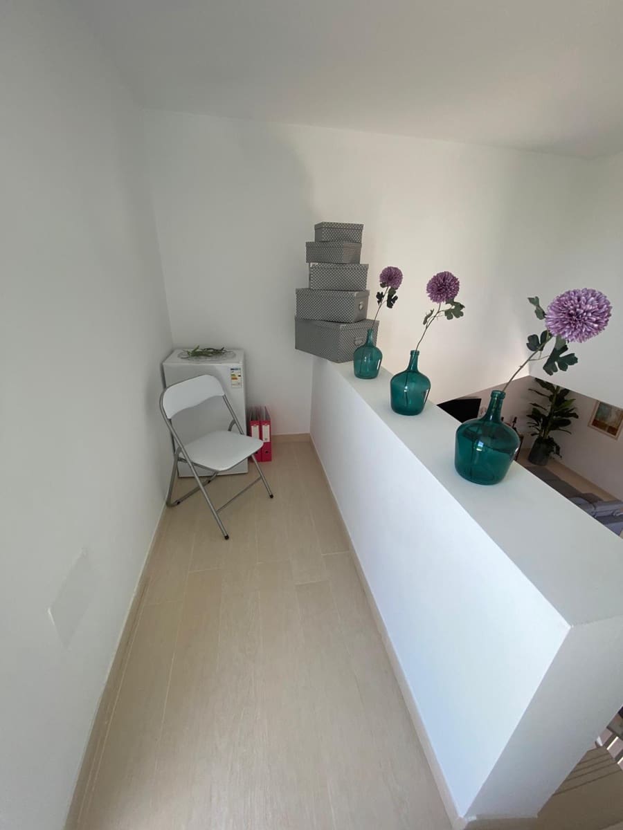 2 soverom Penthouse til salgs i Amarilla Golf med svømmebasseng garasje - € 389 000 (Ref: 8962628)