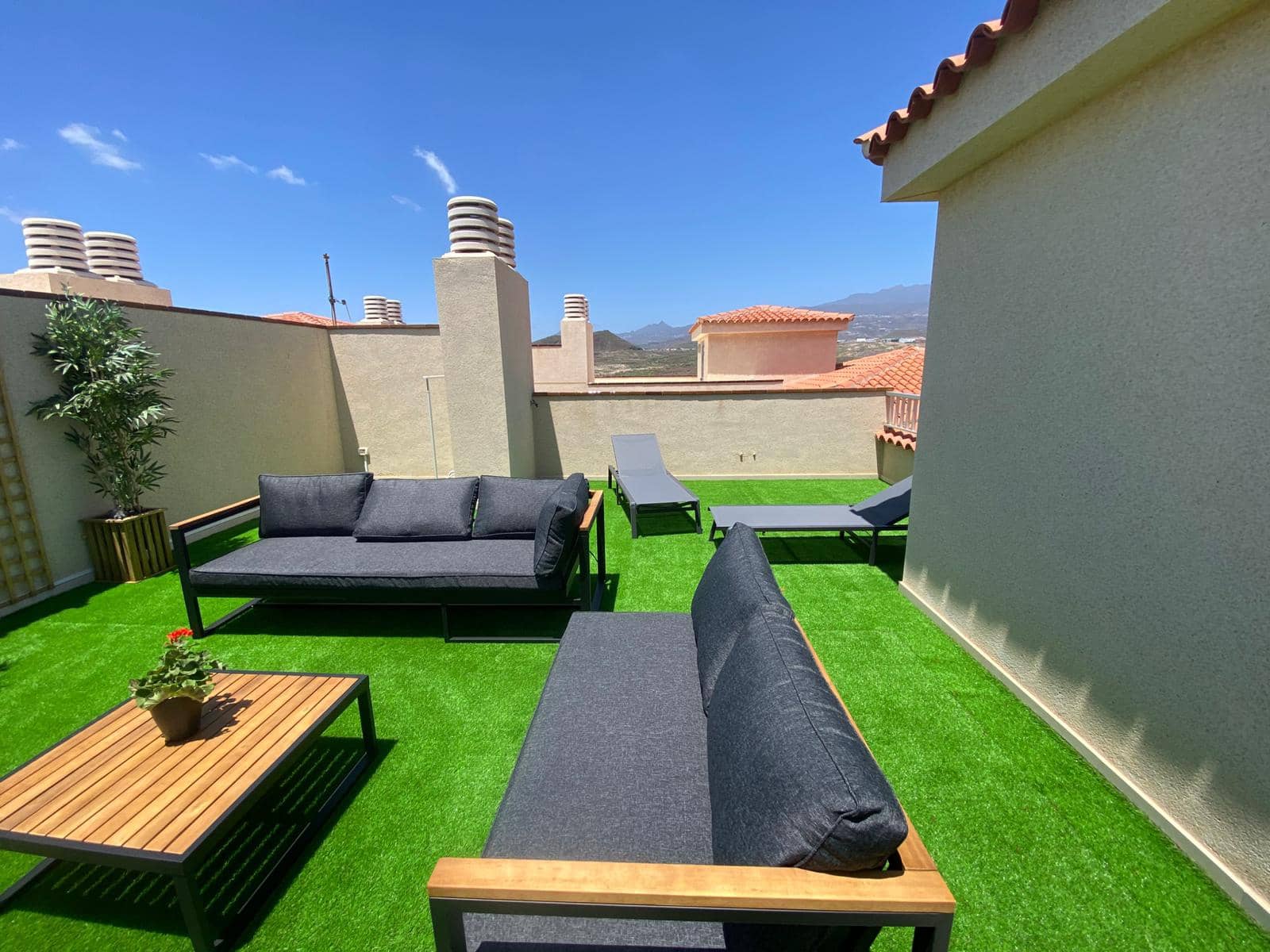 2 soverom Penthouse til salgs i Amarilla Golf med svømmebasseng garasje - € 389 000 (Ref: 8962628)