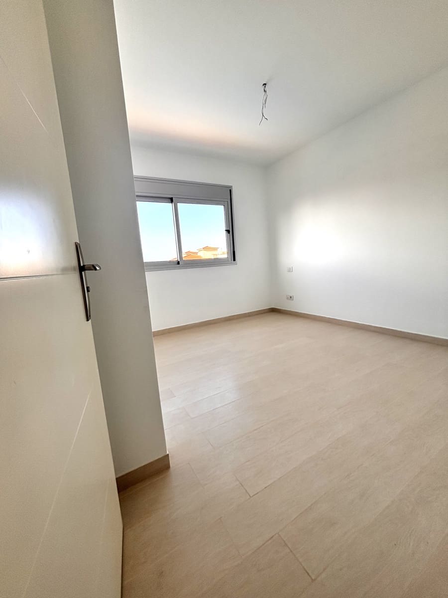 2 soverom Penthouse til salgs i Amarilla Golf med svømmebasseng garasje - € 389 000 (Ref: 8962628)