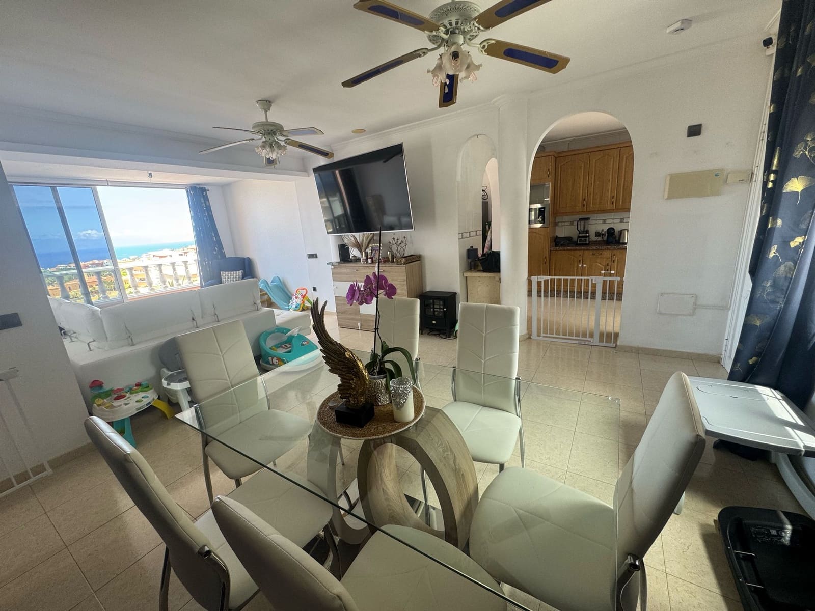 3 bedroom Apartment for sale in Costa Adeje with pool garage - € 460,000 (Ref: 8987329)