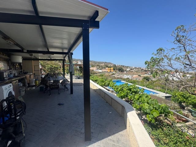 4 sovrum Finca/Hus på landet till salu i Granadilla de Abona med pool garage - 550 000 € (Ref: 9030812)