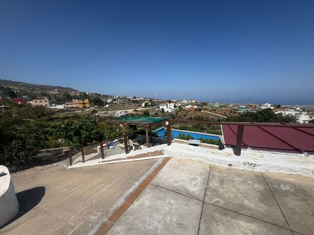 4 sovrum Finca/Hus på landet till salu i Granadilla de Abona med pool garage - 550 000 € (Ref: 9030812)