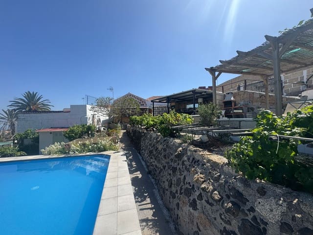 4 sovrum Finca/Hus på landet till salu i Granadilla de Abona med pool garage - 550 000 € (Ref: 9030812)