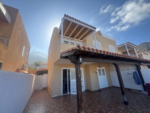 4 soveværelse Byhus til salg i Costa Adeje, Adeje med garage - € 720.000 (Ref: 9099696)