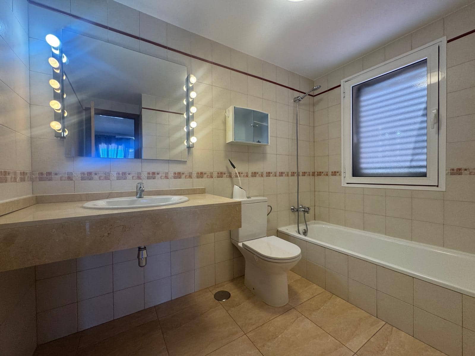 4 soverom Hus til salgs i Costa Adeje med garasje - € 720 000 (Ref: 9099696)