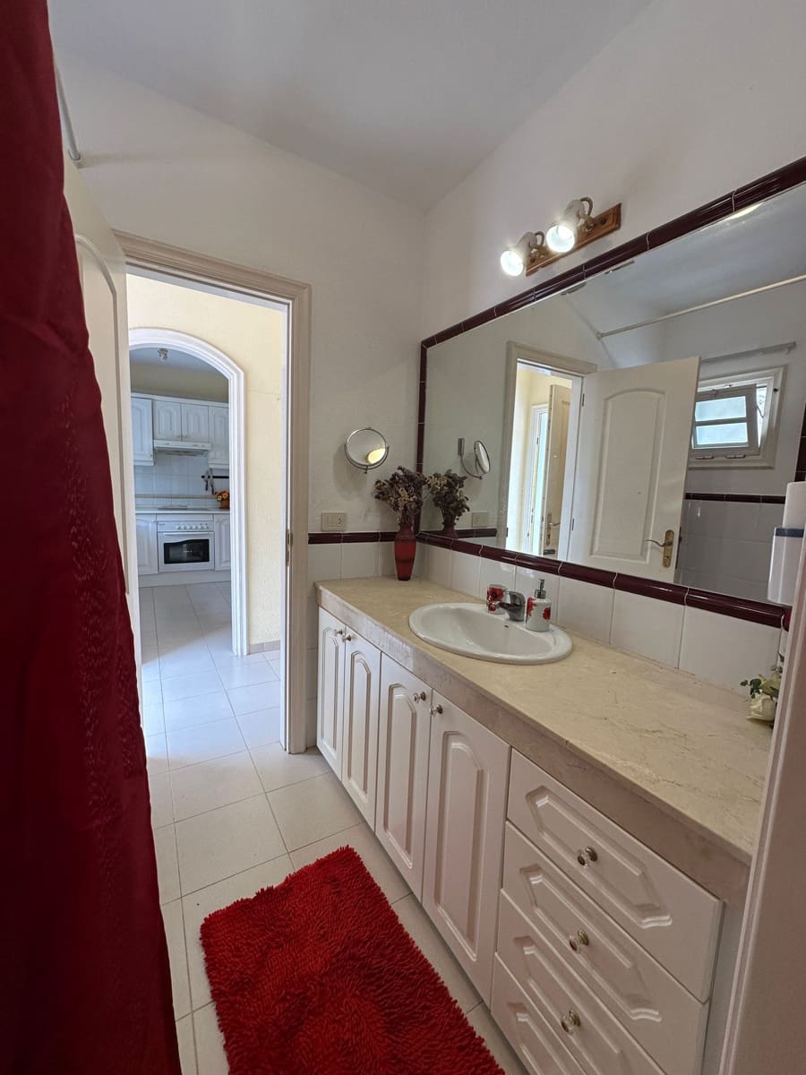 1 bedroom Apartment for sale in Costa Adeje with pool - € 299,000 (Ref: 9104095)