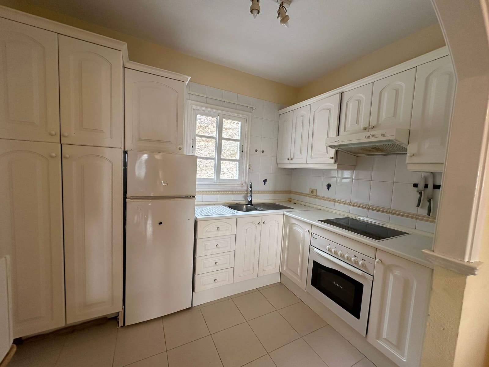 1 bedroom Apartment for sale in Costa Adeje with pool - € 299,000 (Ref: 9104095)