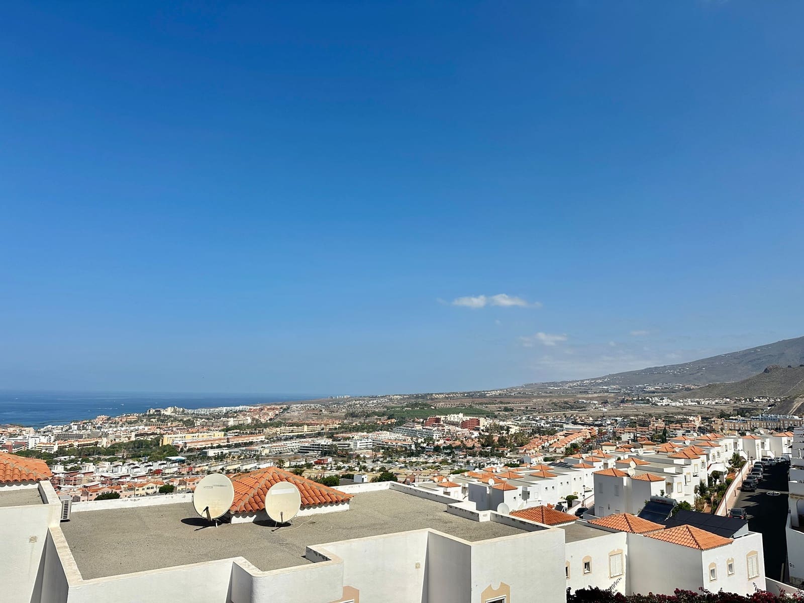 1 bedroom Apartment for sale in Costa Adeje with pool - € 299,000 (Ref: 9104095)