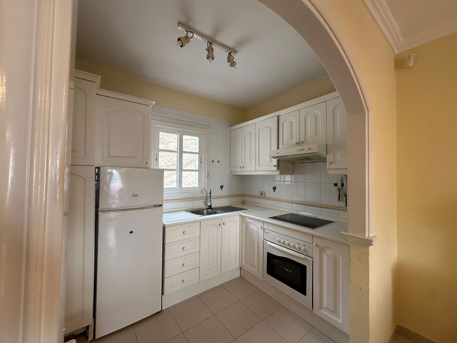 1 bedroom Apartment for sale in Costa Adeje with pool - € 299,000 (Ref: 9104095)