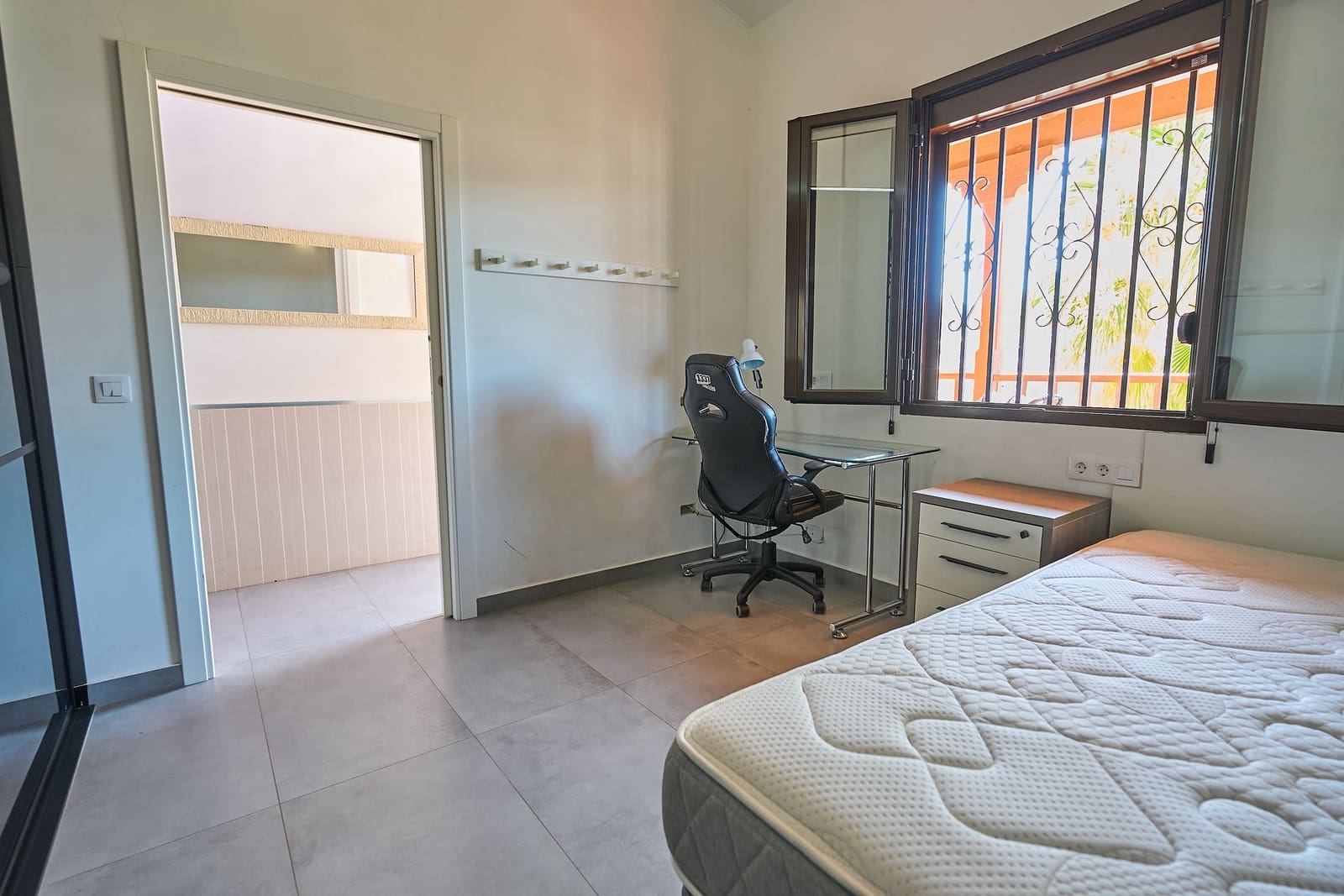 2 soveværelse Lejlighed til salg i Los Cristianos med swimmingpool - € 359.000 (Ref: 9105141)