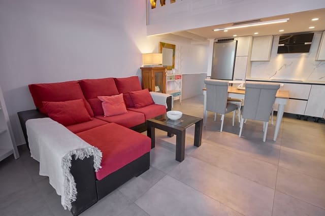 2 soveværelse Lejlighed til salg i Los Cristianos, Arona med swimmingpool - € 359.000 (Ref: 9105141)