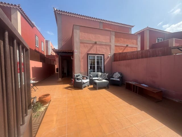 2 soverom Hus til salgs i Arona med garasje - € 280 000 (Ref: 9117452)