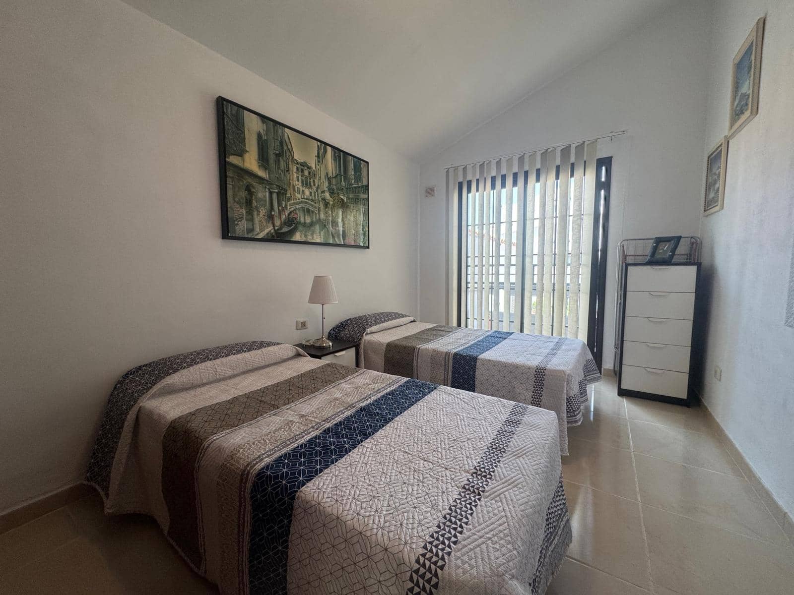 2 sypialnia Apartament na sprzedaż w Amarilla Golf z basenem garażem - 325 000 € (Ref: 9127768)