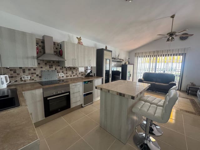 2 sovrum Lägenhet till salu i Amarilla Golf, San Miguel de Abona med pool garage - 325 000 € (Ref: 9127768)