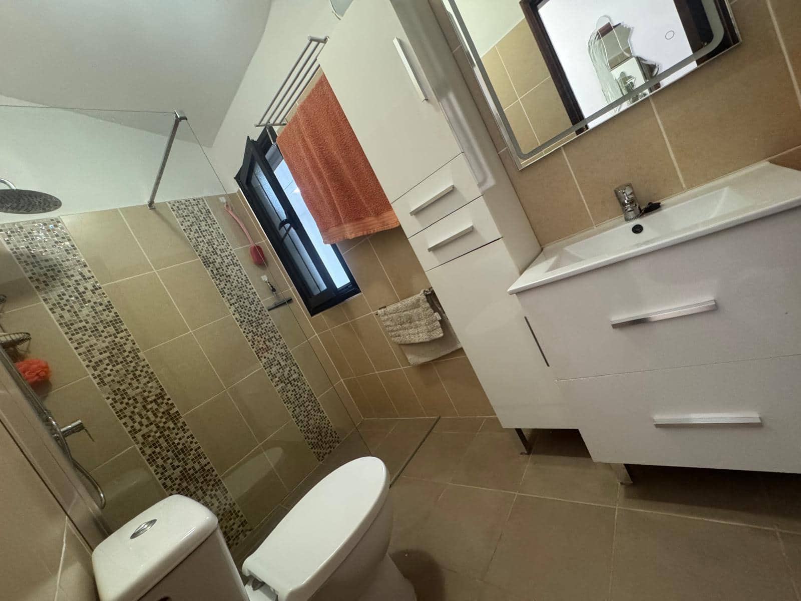 2 sypialnia Apartament na sprzedaż w Amarilla Golf z basenem garażem - 325 000 € (Ref: 9127768)