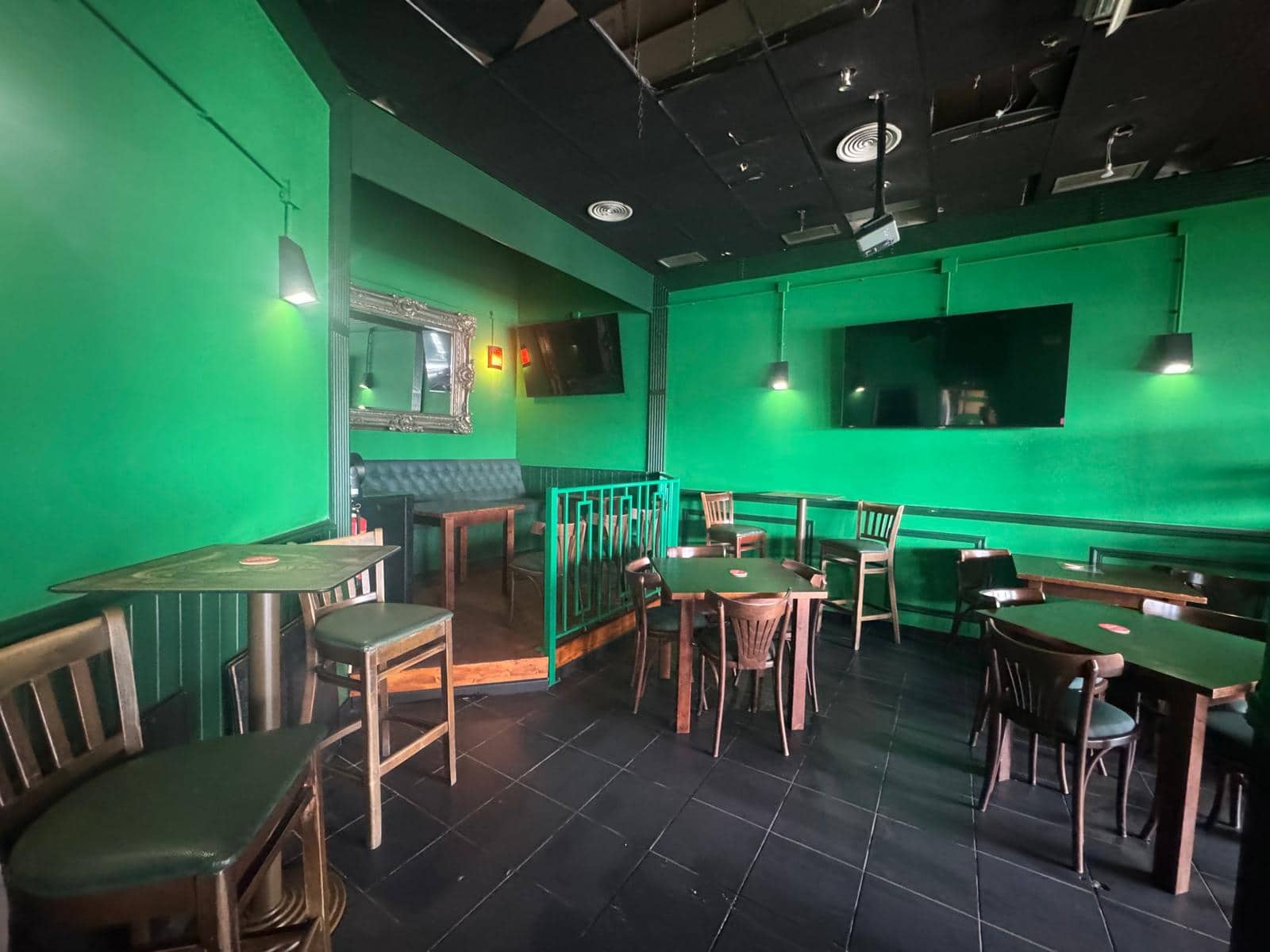 Bedrijf te koop in Costa Adeje - € 129.000 (Ref: 9245609)